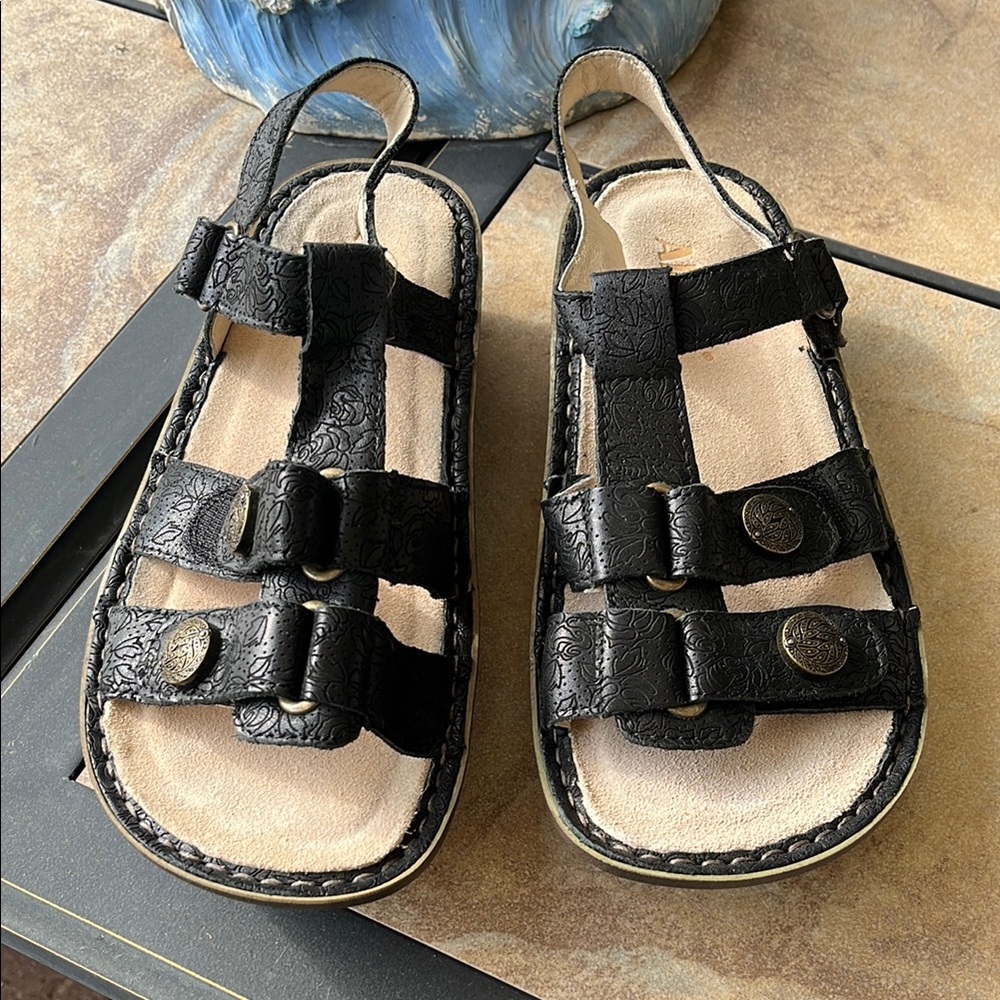 Black Textured Sandals with Buckle Straps ALEGRIA